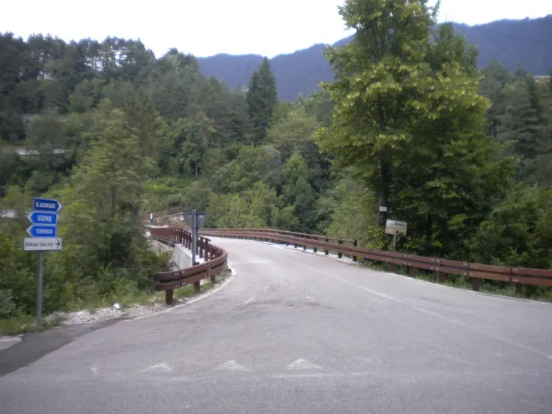 Consolidamento del ponte in Val Resia — immagine 2